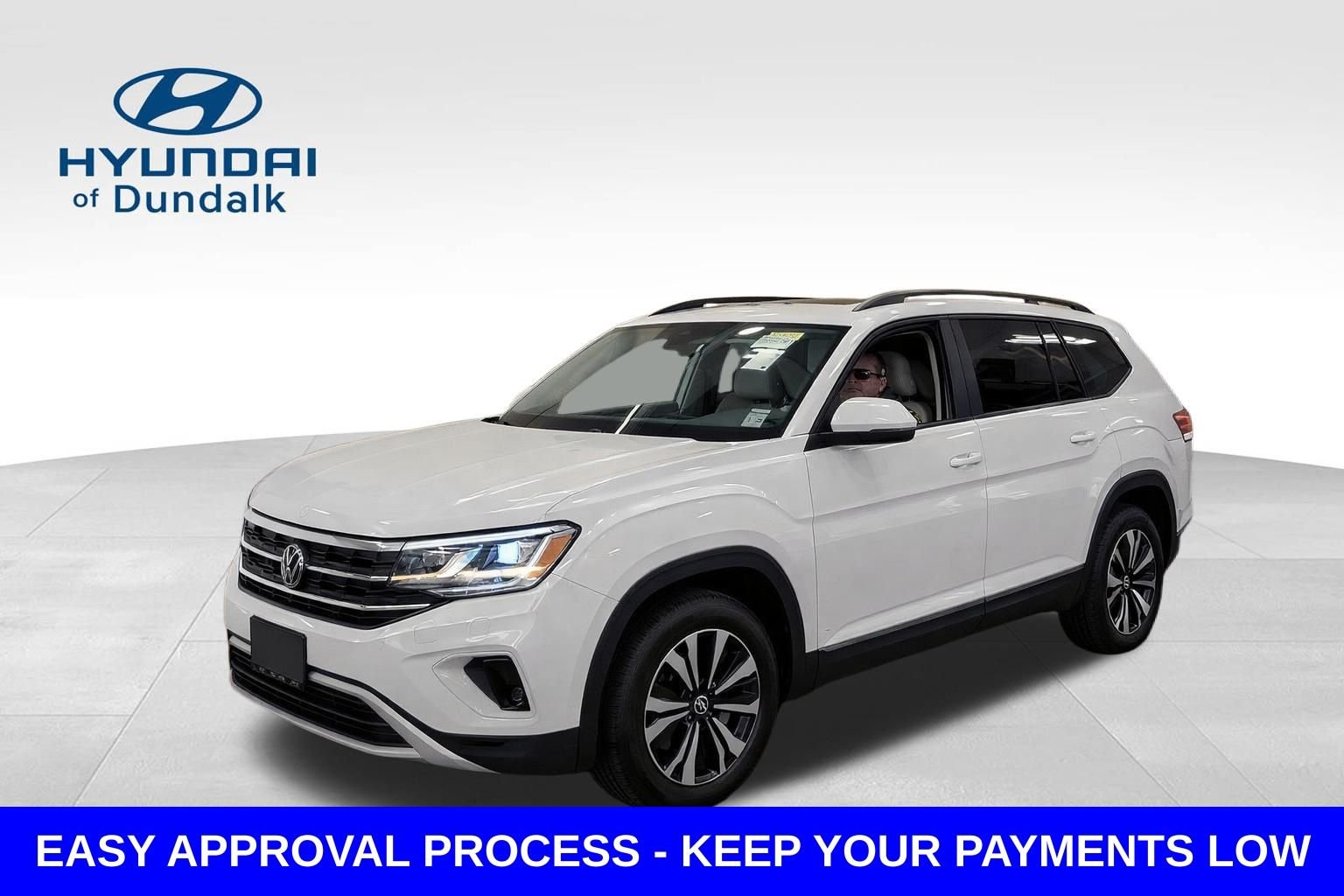 Pre-Owned 2024 Volkswagen Atlas 2.0T SE