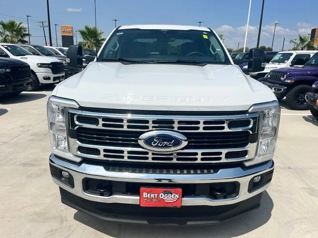 Used 2025 White Ford XLT image 2