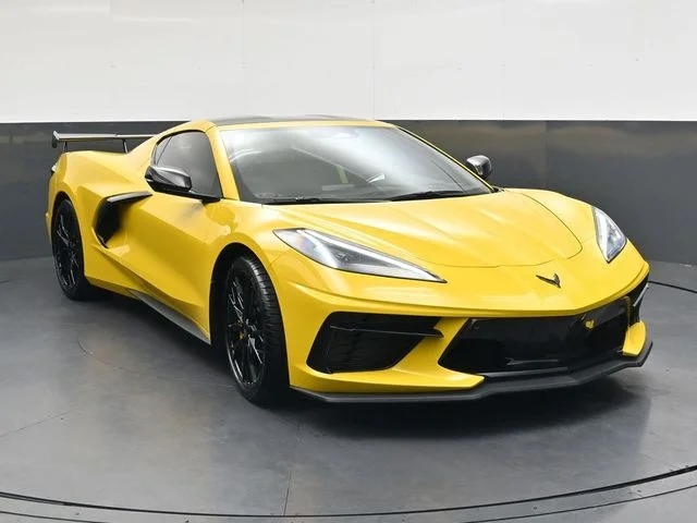 Used 2025 Yellow Chevrolet Stingray image 2