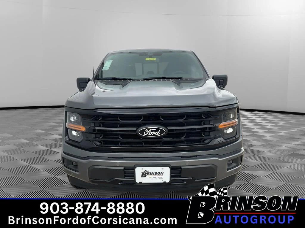 New 2026 Carbonized Gray Metallic Ford XLT image 2
