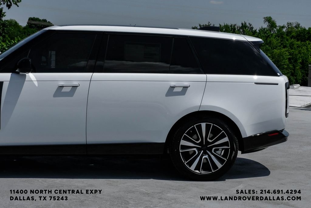 2026 Land Rover Range Rover SE - Photo 13