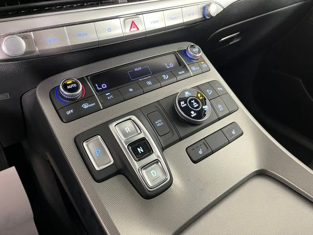 Used 2022 Gray Hyundai SEL image 35
