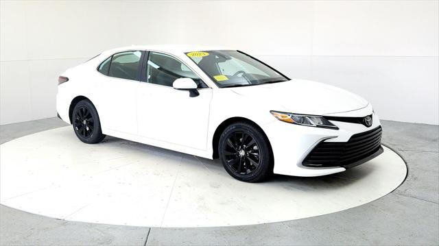 2023 Toyota Camry LE - Photo 7