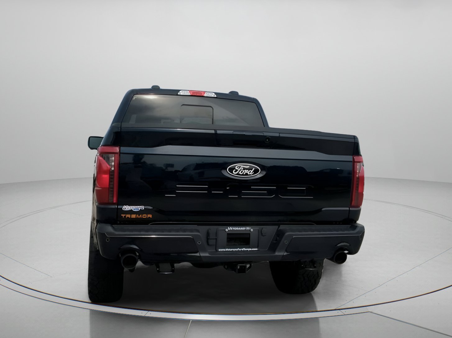 New 2026 Agate Black Metallic Ford Tremor® image 20
