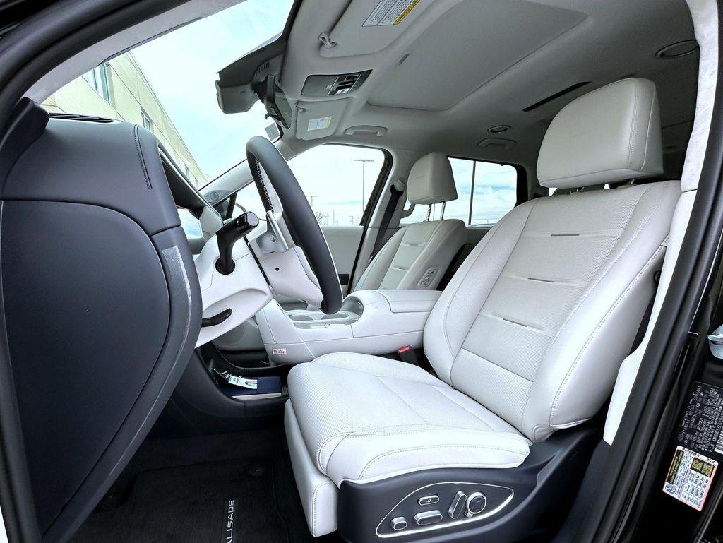 New 2026 Black Hyundai Calligraphy AWD image 10