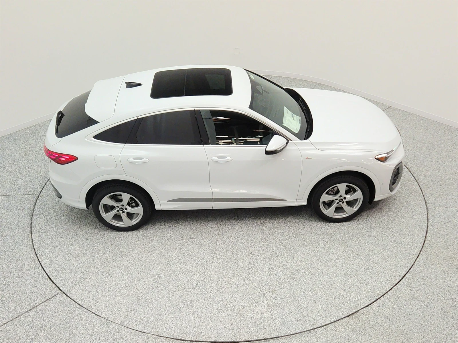 New 2026 Glacier White Metallic Audi Premium Plus 2.0 TFSI quattro image 19
