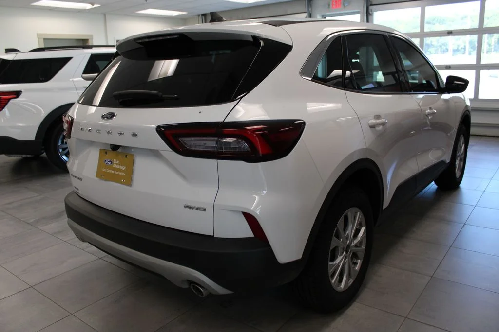 Certified Used 2024 Oxford White Ford Active image 5