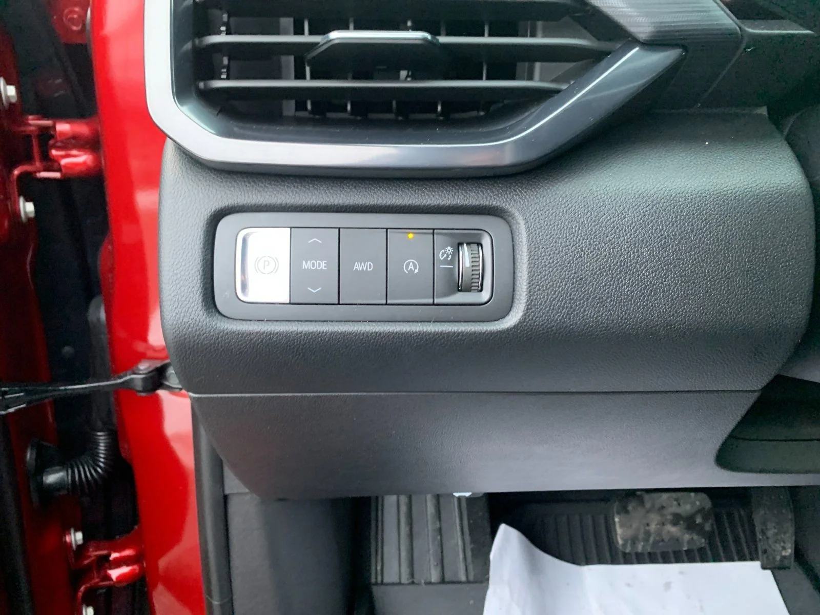 2026 GMC Acadia AT4 - Photo 30