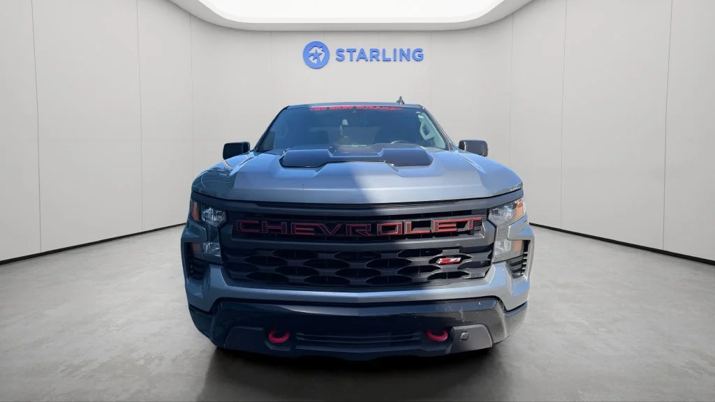 Used 2024 Sterling Gray Metallic Chevrolet Custom Trail Boss image 4