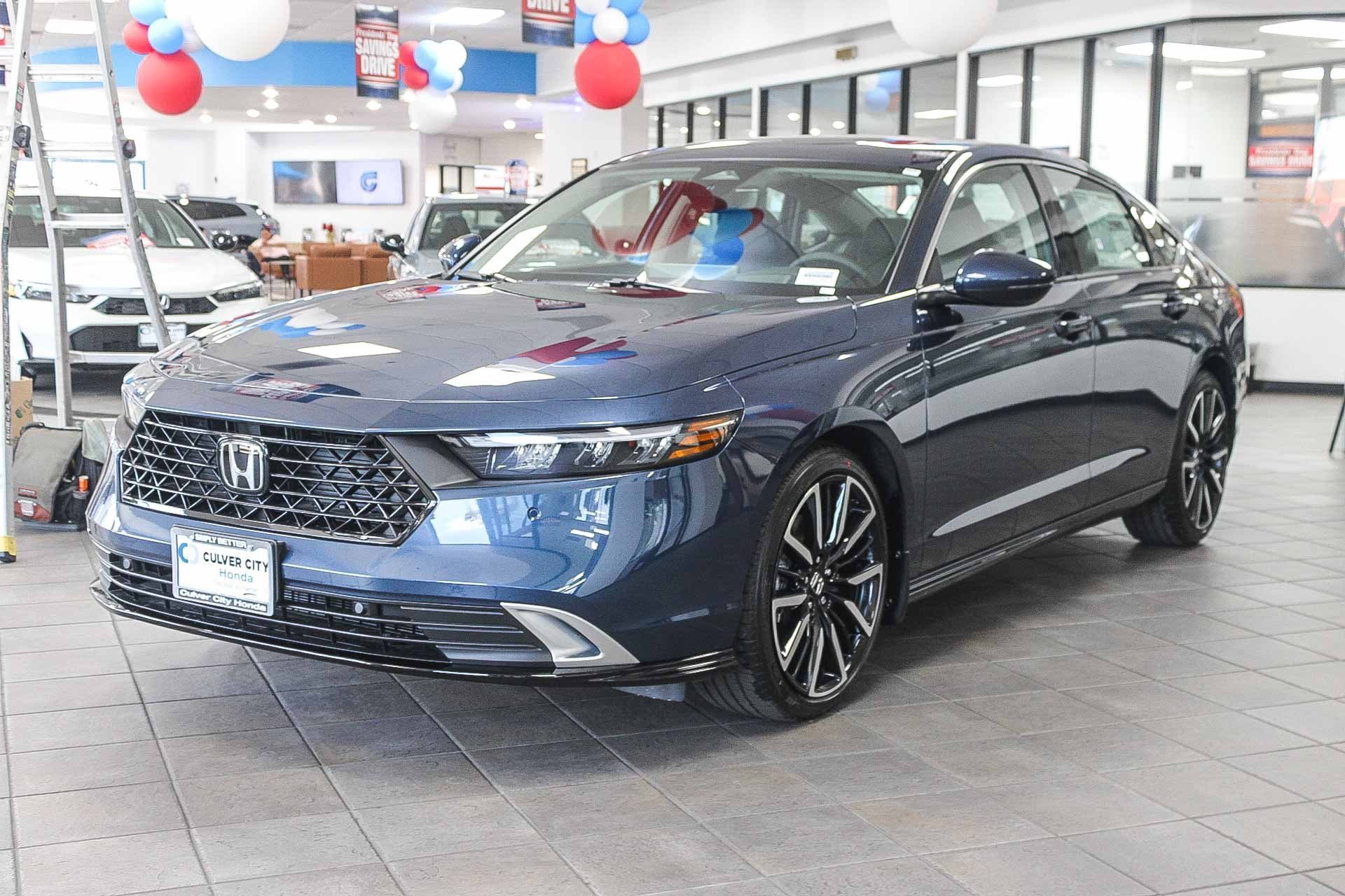New 2026 Canyon River Blue Metallic Honda Touring image 3