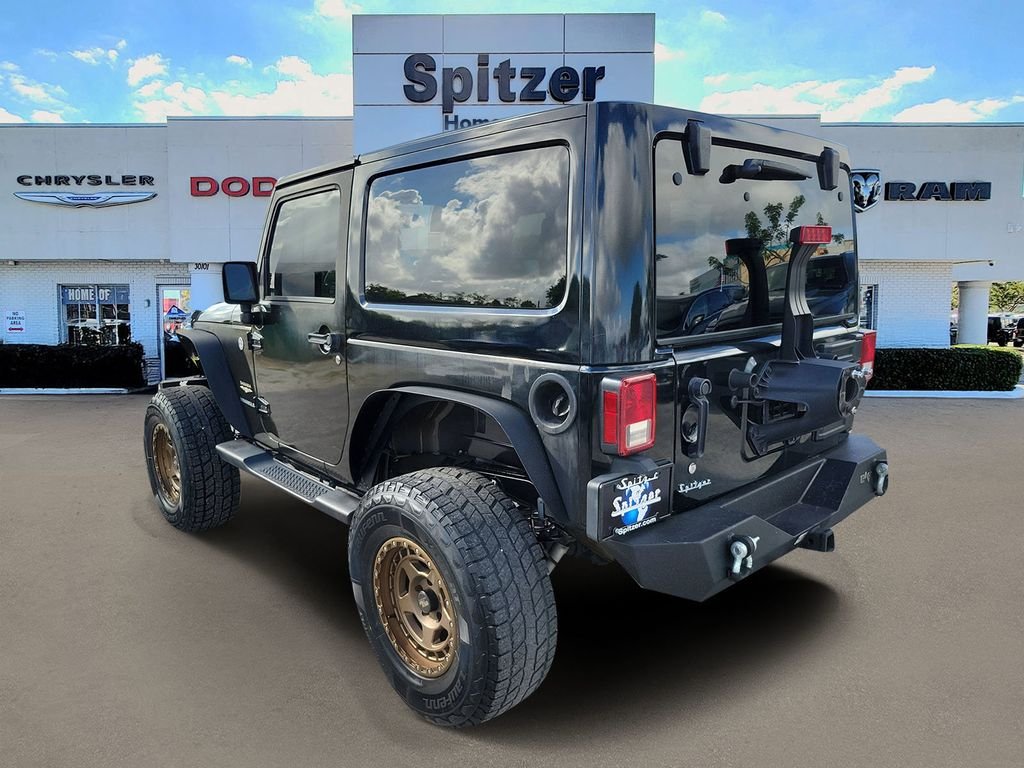 Used 2013 Black Jeep Sahara image 3
