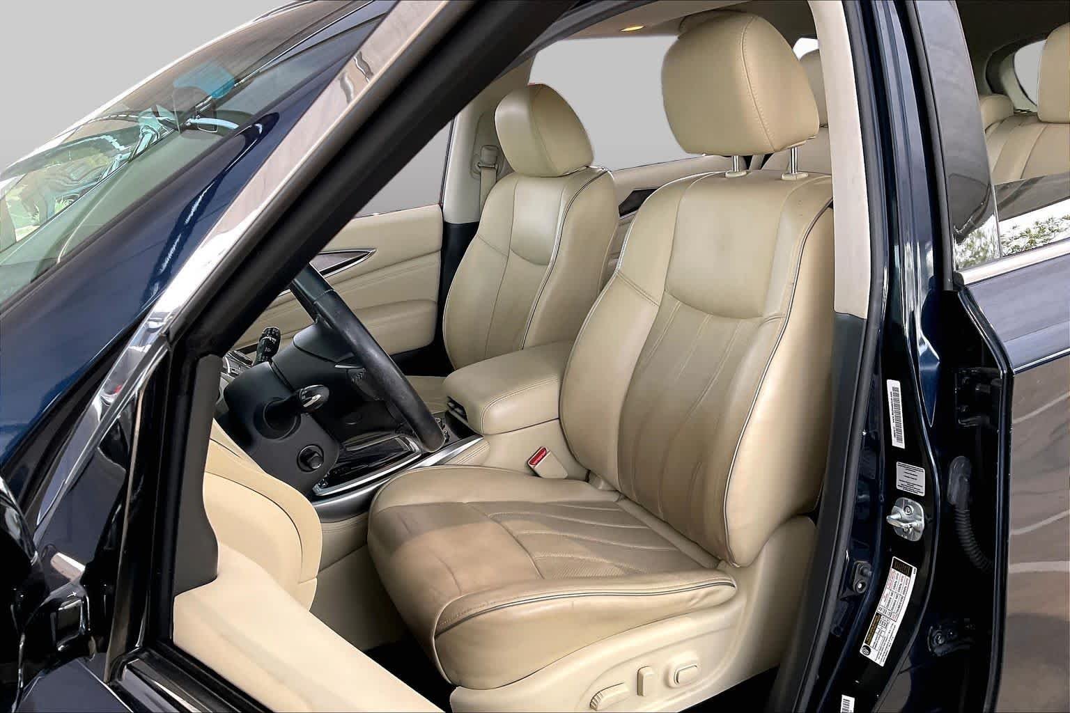 Used 2016 Hermosa Blue INFINITI  image 8