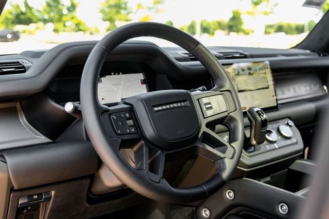 2025 Land Rover Defender V8 - Photo 19