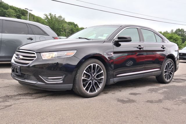 Used 2019 Black Ford SEL image 3