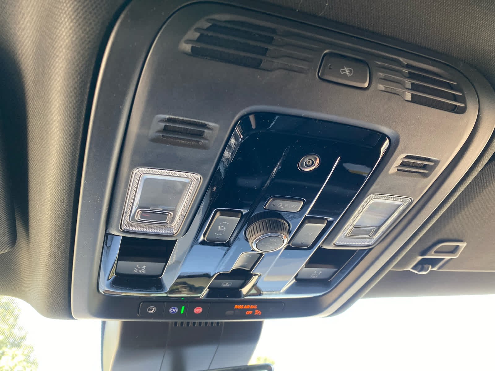 2026 GMC Yukon XL AT4 Ultimate - Photo 17
