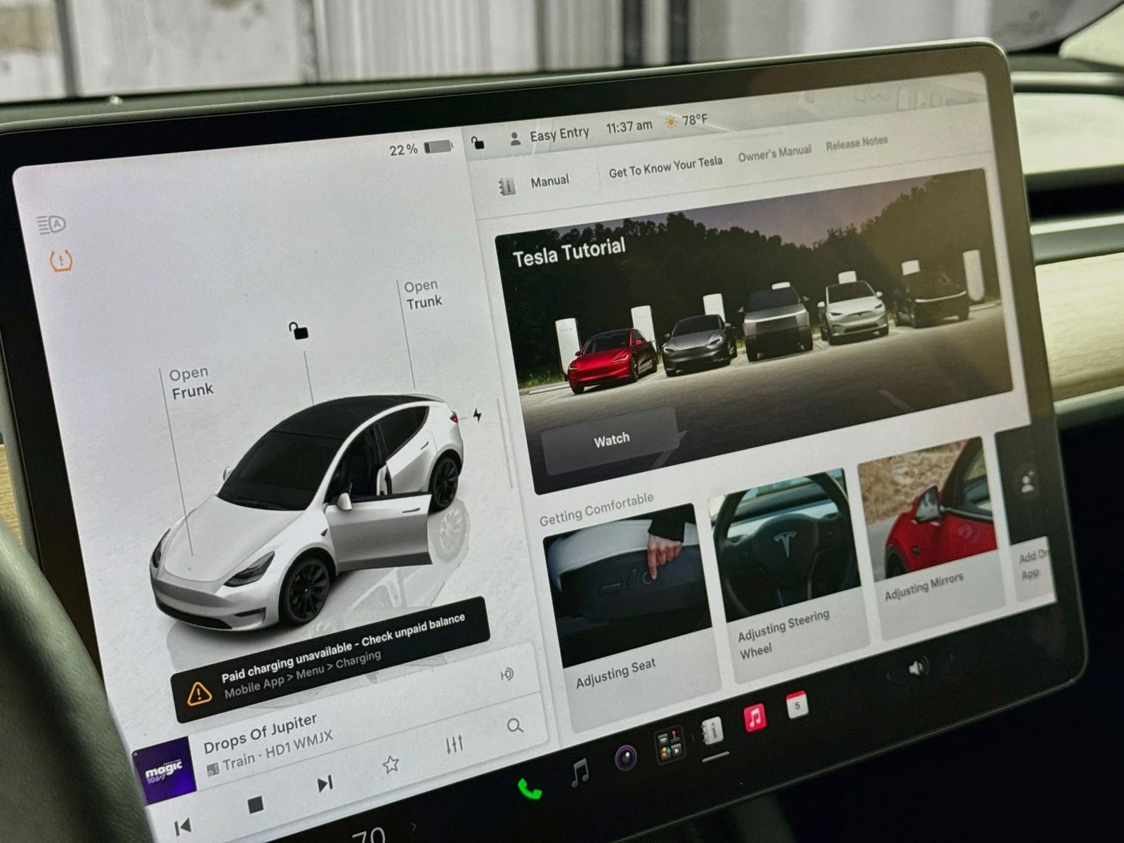 Used 2023  Tesla Long Range image 9