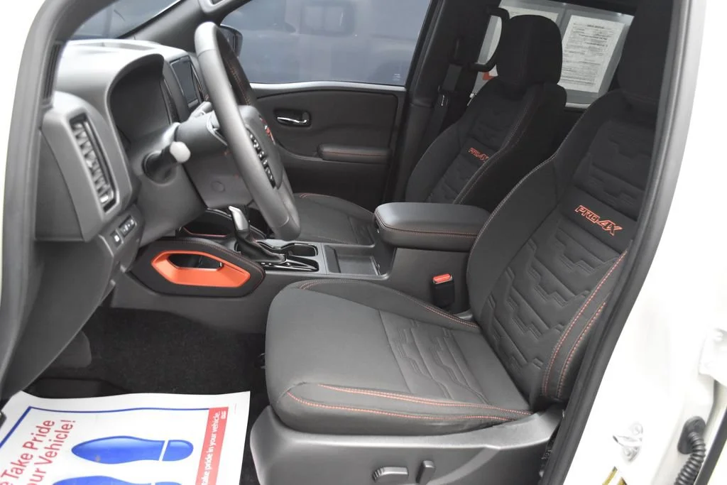 2024 Nissan Frontier PRO-4X - Photo 18
