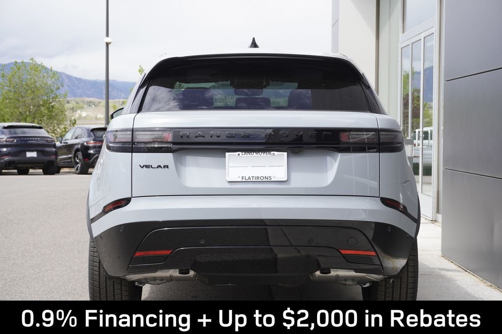 New 2026 Arroios Grey Land Rover Dynamic SE image 6
