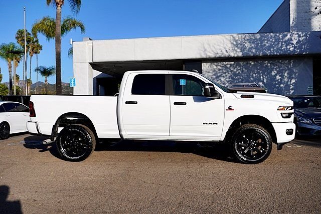 New 2026 Bright White Clear-Coat Exterior Paint RAM Big Horn image 6