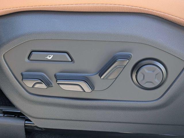 New 2027 White Hyundai Calligraphy FWD image 21