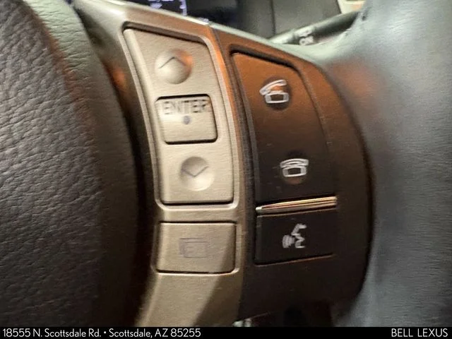 Used 2013 Silver Lexus 350 image 21