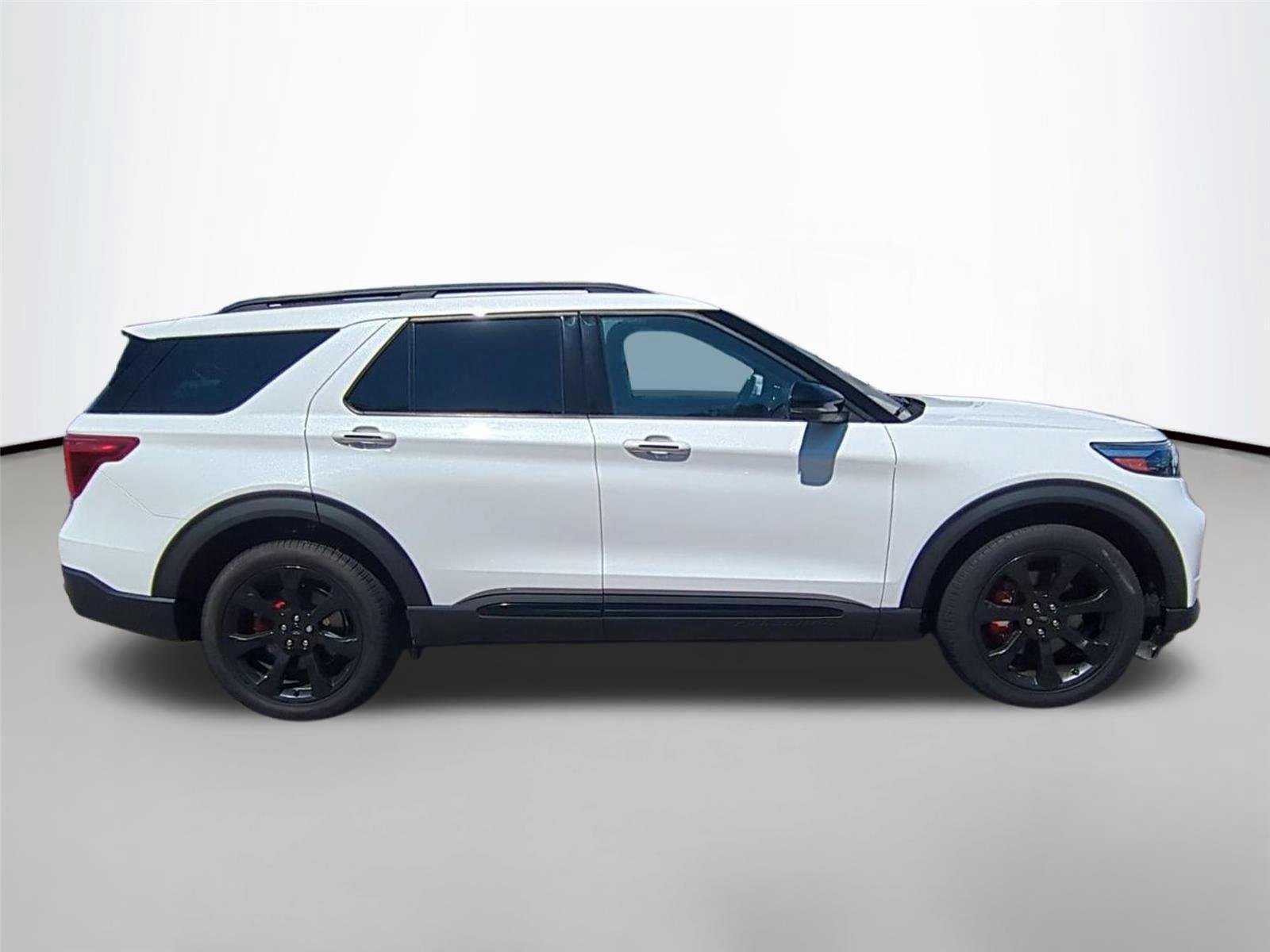 Used 2022 Star White Metallic Tri-Coat FORD ST image 6