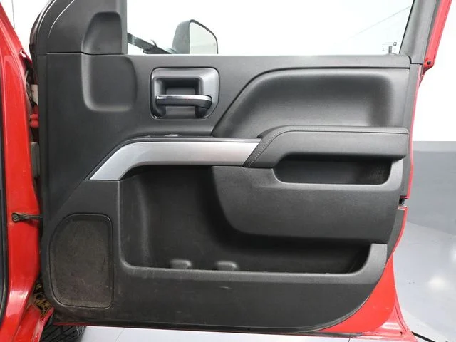 Used 2015 Red Chevrolet LT image 40
