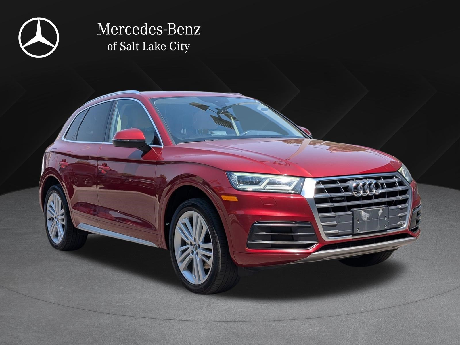 2018 Audi Q5 2.0T quattro S tronic Premium Plus's photo