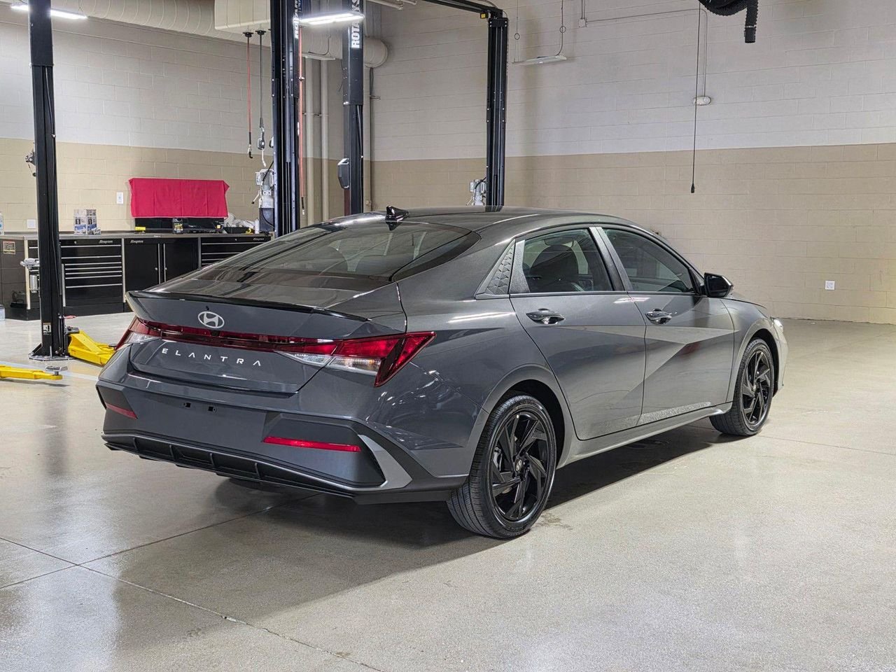 New 2026 Ecotronic Gray Hyundai SEL Sport Plus image 7