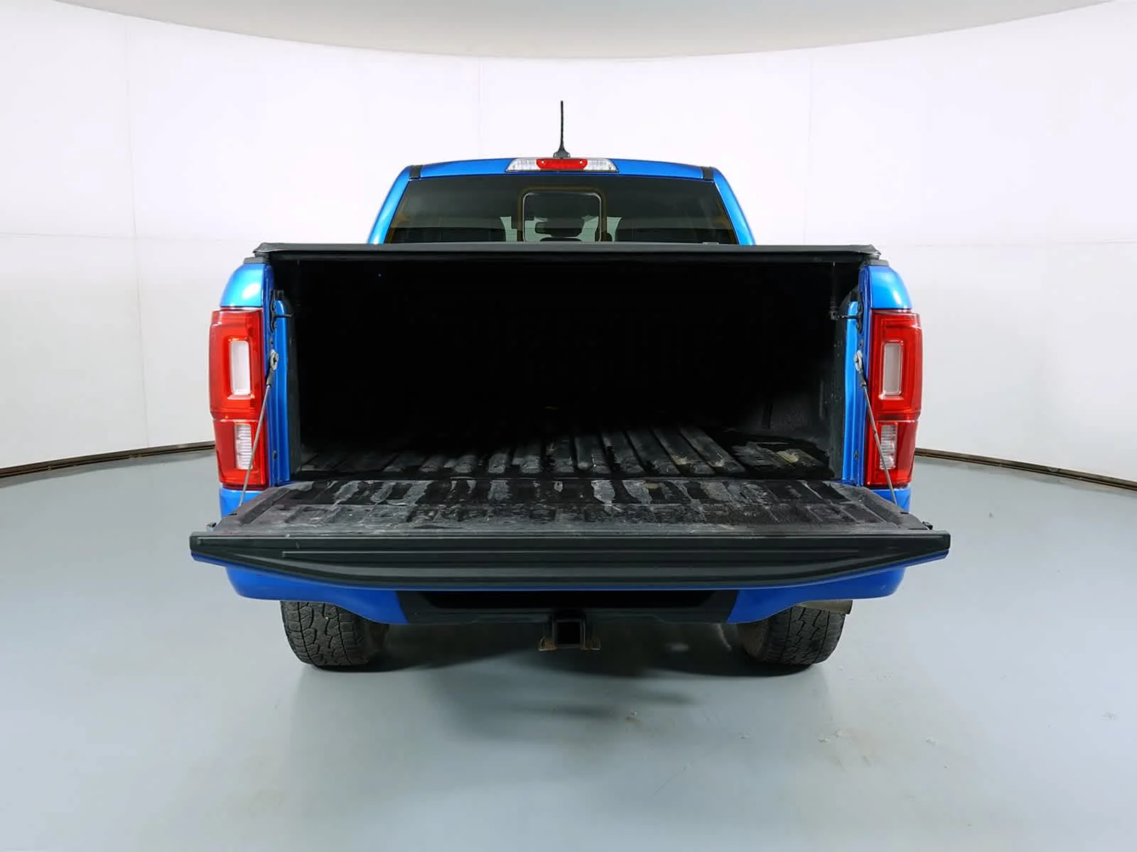 Used 2021 Velocity Blue Metallic Ford LARIAT image 6