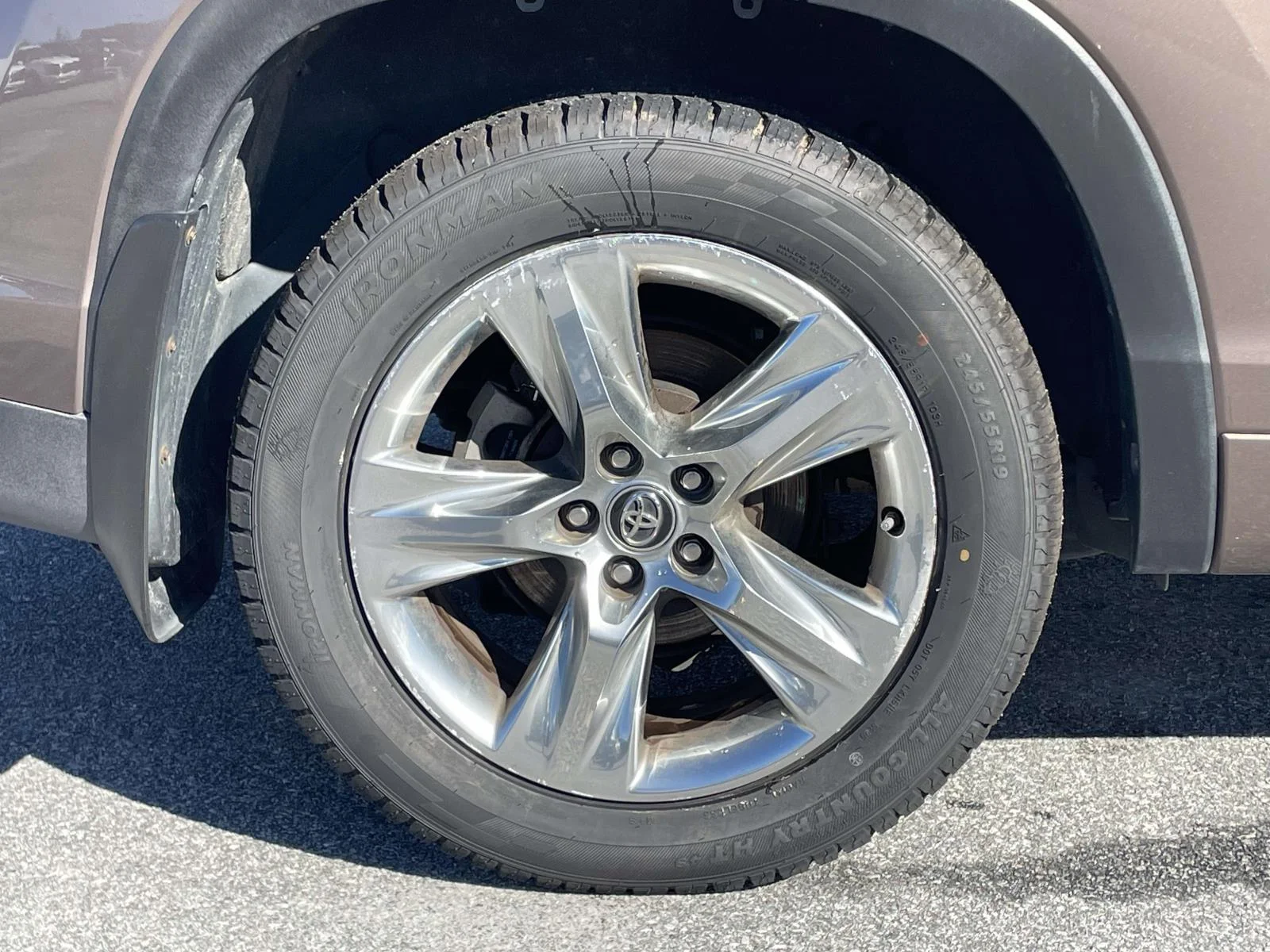 Used 2018 Toasted Walnut Pearl Toyota Limited image 31