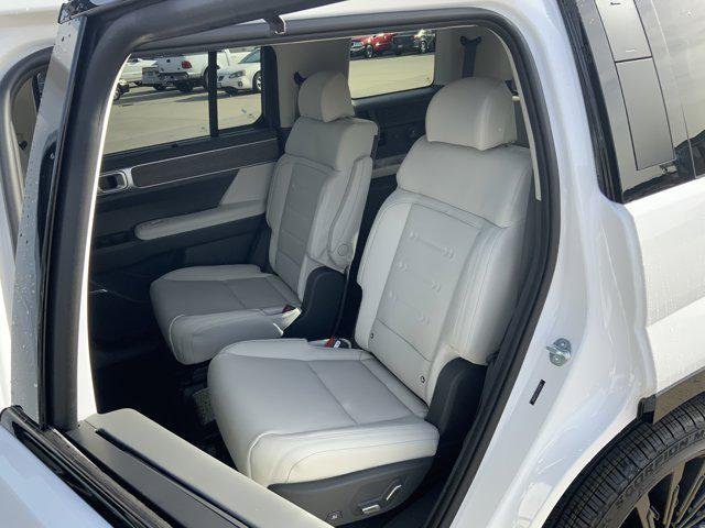 New 2026 Serenity White Hyundai Calligraphy AWD image 10