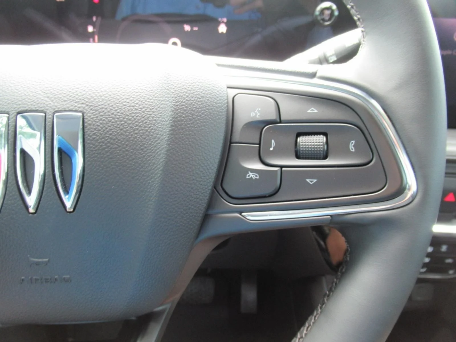 Used 2025 Blue Buick Sport Touring image 26