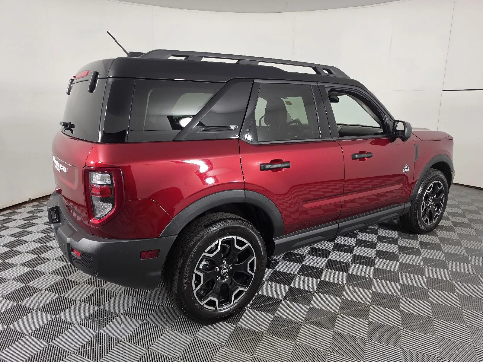 Certified Used 2026 Ruby Red Metallic Tinted Clearcoat Ford Outer Banks image 10