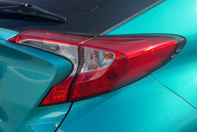 Used 2018 Teal Green Toyota XLE image 5
