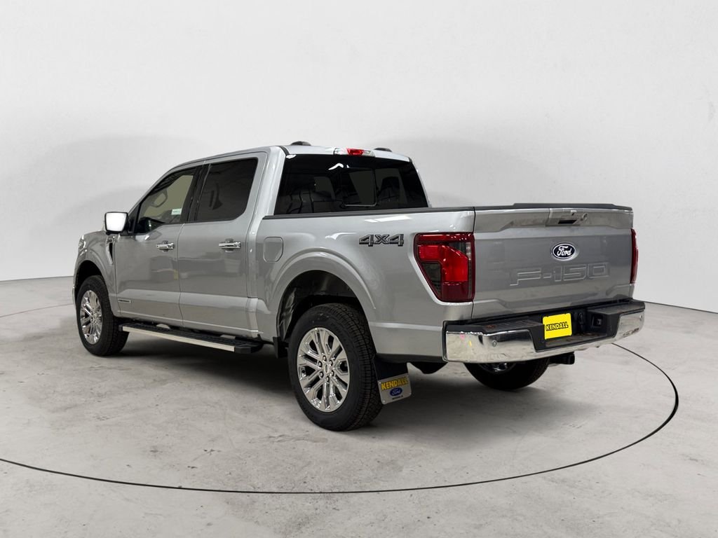 Used 2025 Silver Ford XLT image 3