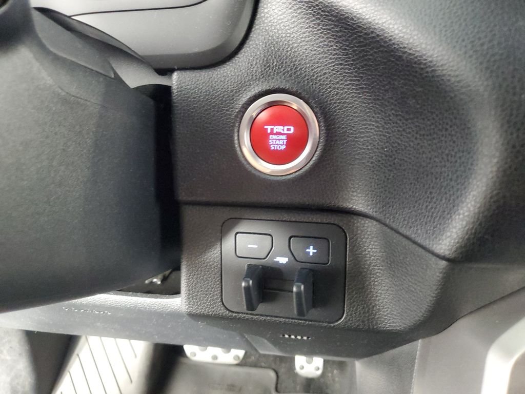 Used 2022 Gray Toyota SR5 image 23