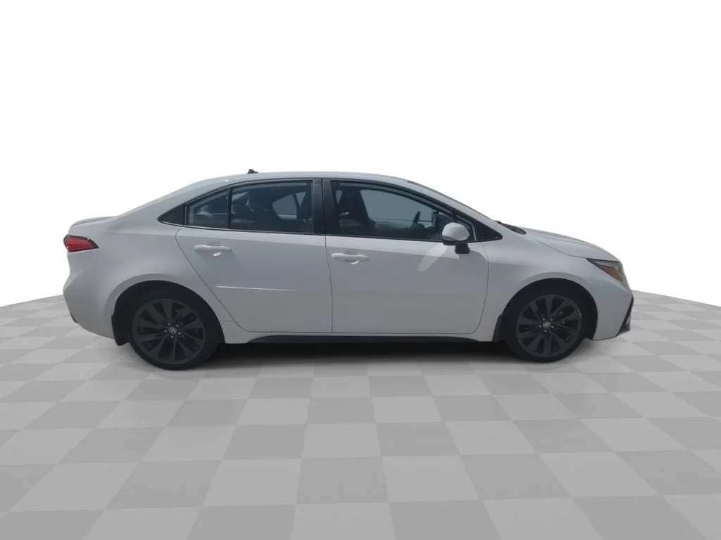 Used 2024 White Toyota SE image 9