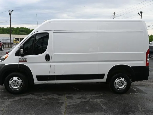 Used 2019 White Ram High Roof image 17