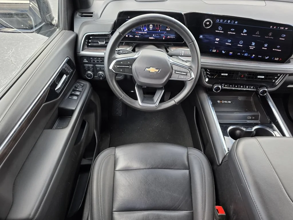 Used 2025 Black Chevrolet LT image 19