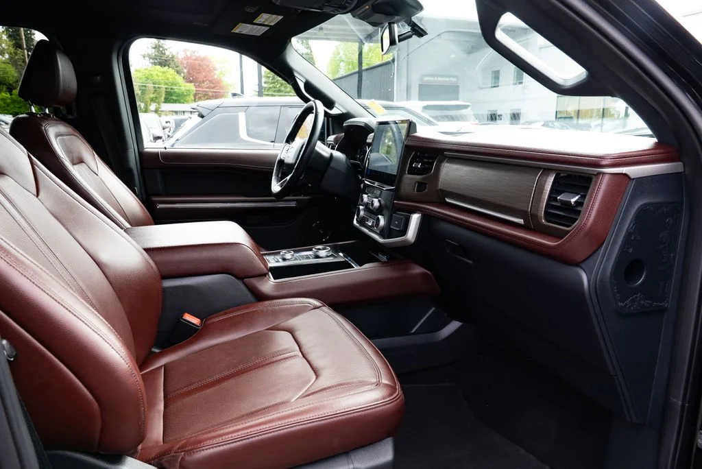 Used 2024 Black Ford Limited image 26