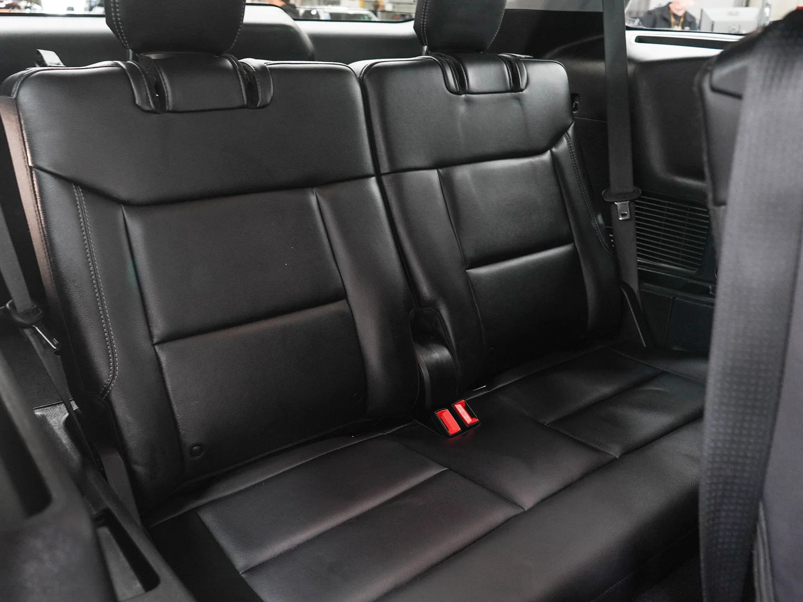 Used 2023 Oxford White Ford Limited image 14