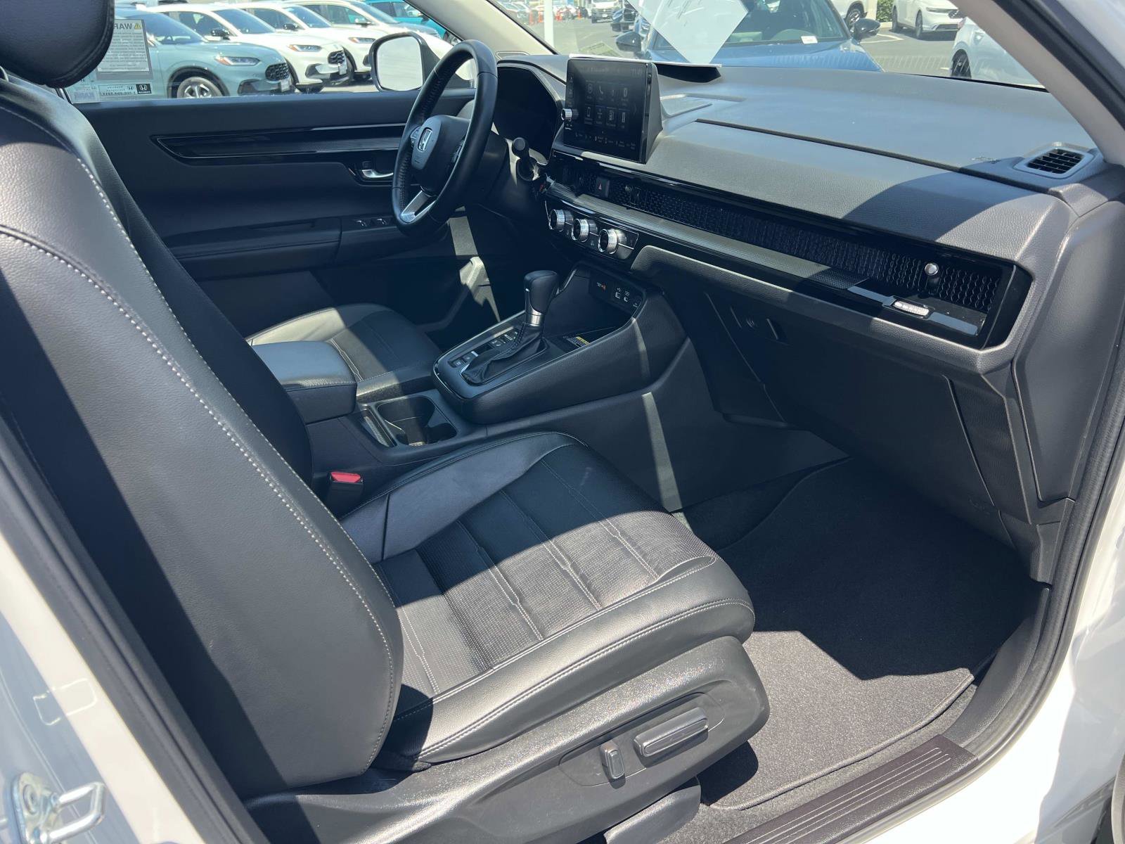 2025 Honda CR-V EX-L - Photo 30