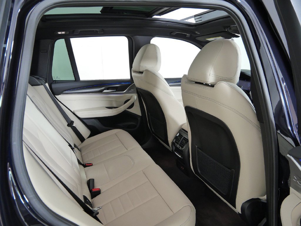 Certified Used 2024 Carbon Black Metallic BMW xDrive30i image 27