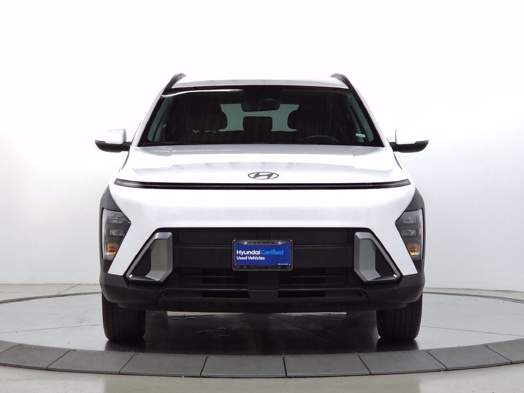 Certified Used 2025 Atlas White Hyundai SEL image 2