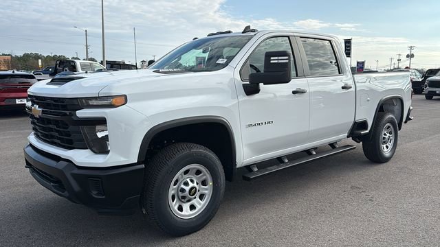 New 2026 Summit White Chevrolet WT image 8