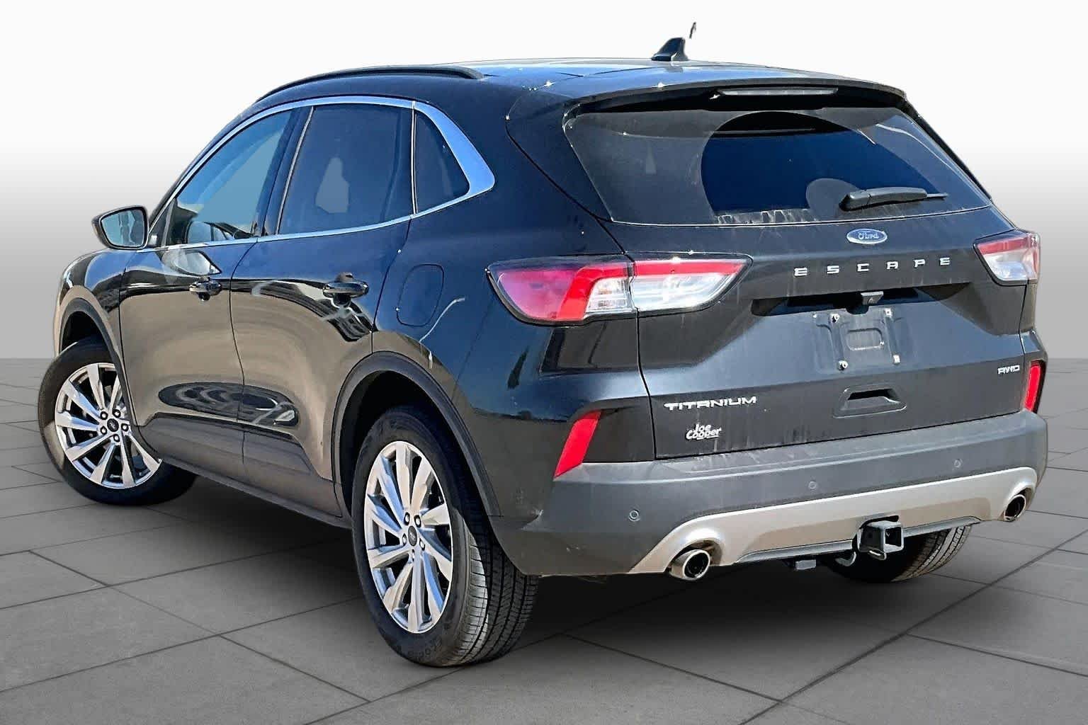 Used 2022 Agate Black Metallic Ford Titanium image 11