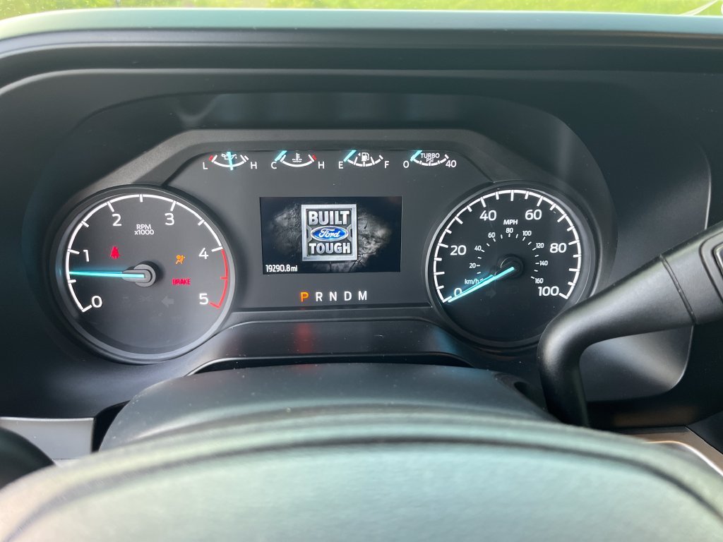 Used 2025 White Ford XL image 16