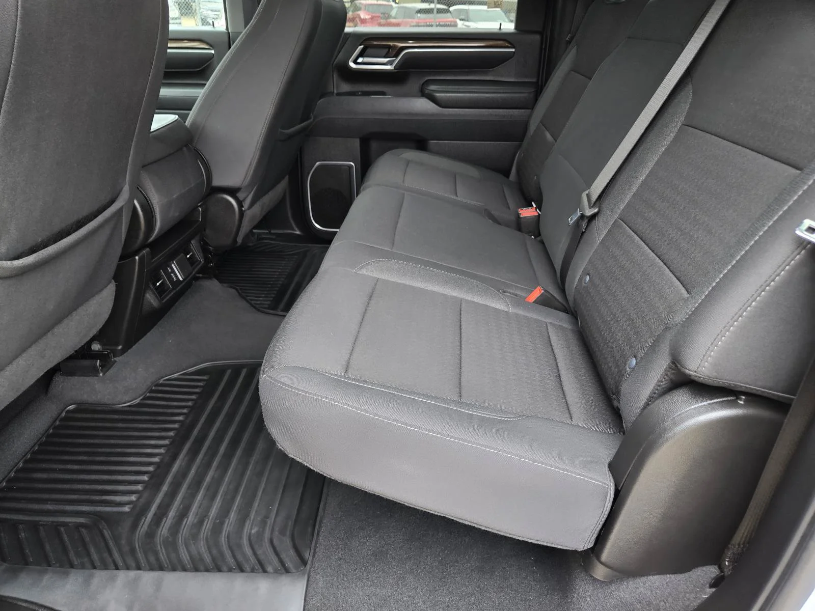 Used 2025 Summit White Chevrolet LT image 20