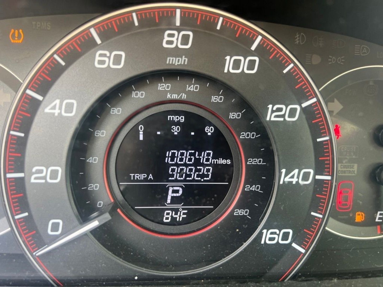 Used 2015 White Orchid Pearl Honda Sport image 12